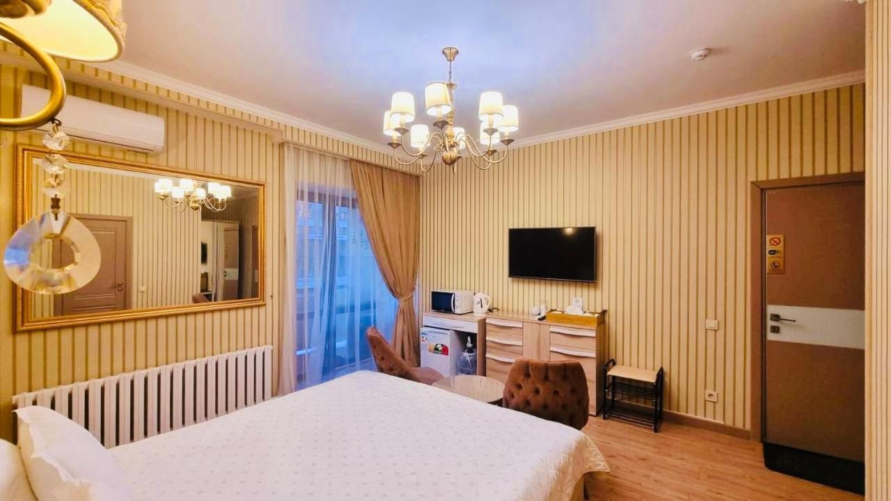 Altyn Aparthotel Астана Екстериор снимка