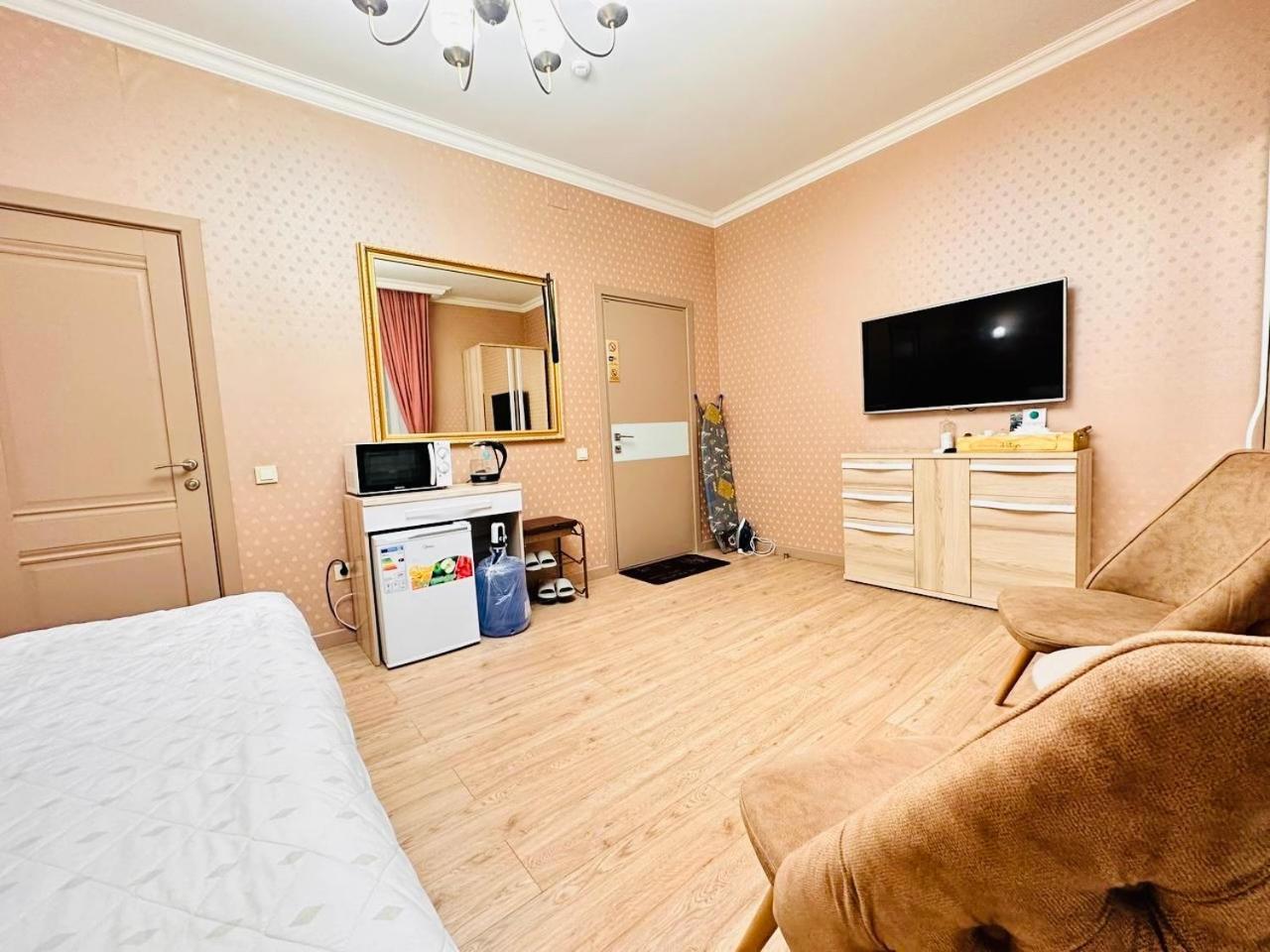 Altyn Aparthotel Астана Екстериор снимка